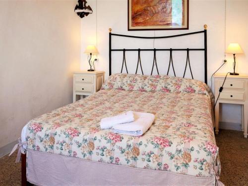 Luxury Villa In Manacor With Private Terrace And Garden