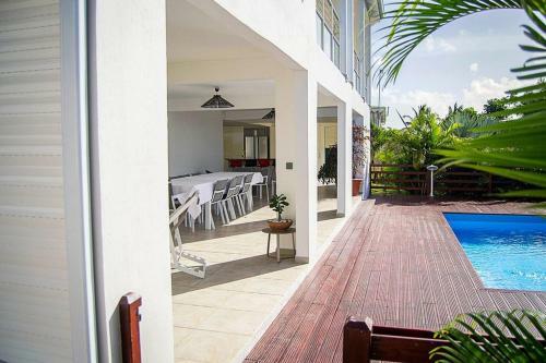 Apartamento Le Paradis Des Oiseaux - G�te Vue D�gag�e Et Piscine