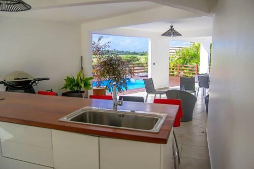 Apartamento Le Paradis Des Oiseaux - G�te Vue D�gag�e Et Piscine