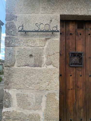 Casa A Escola