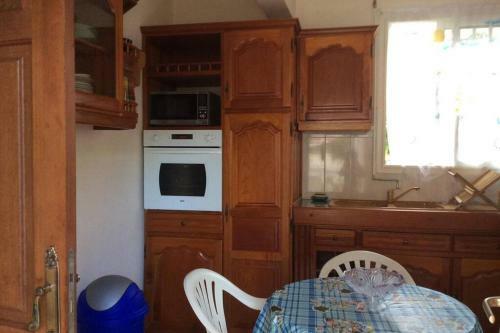 Appartement F5 Dans Maison � Saint Fran�ois