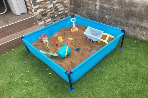 Casa Tranquila Para 8-10 Persona Con Jard�n Y Barbacoa