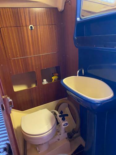 Welcome Aboard Yacht Cruiser!