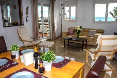 Apartamento La Duquesa D�plex Penthouse