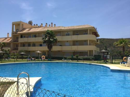 Quiet Hillside Apartment With Beautiful Terrace Just 5 Minutes Walk From Beach