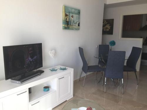 Quiet Hillside Apartment With Beautiful Terrace Just 5 Minutes Walk From Beach