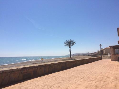 Quiet Hillside Apartment With Beautiful Terrace Just 5 Minutes Walk From Beach