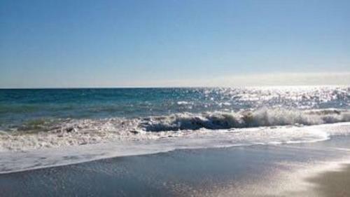 Quiet Hillside Apartment With Beautiful Terrace Just 5 Minutes Walk From Beach