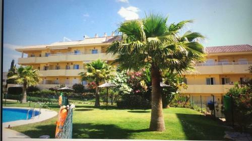 Quiet Hillside Apartment With Beautiful Terrace Just 5 Minutes Walk From Beach