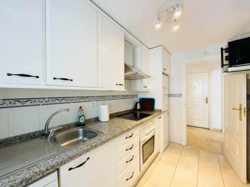 Sunny Apartment