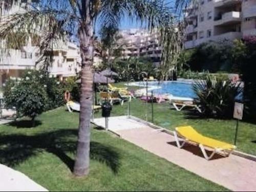 3-bed 3 Bath Sea & Mountain View Apartment