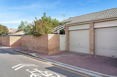 Adelaide Holiday Home