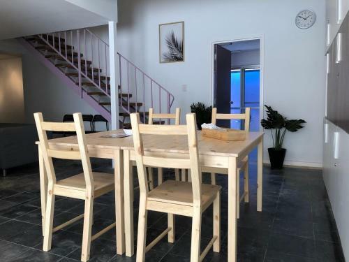 Hostal Private Room In City Central!