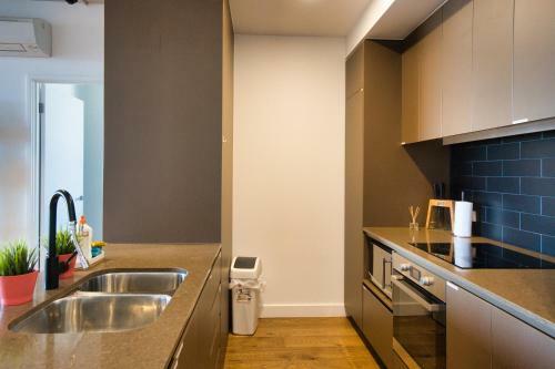 Pok�mon Theme Luxury 2br Apartment With King Beds & Stunning Views