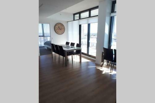 Apartamento Enjoy A Little Luxury In Adelaide Cbd - Perfect!
