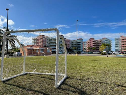 Apartamento Condo With Ocean View And Pool On Beach Court