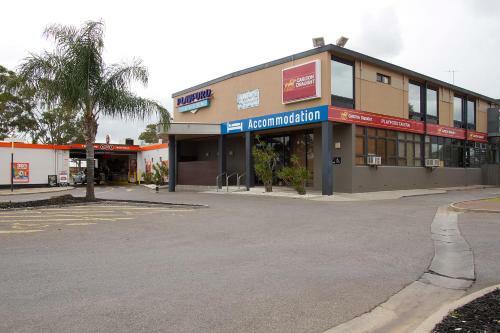 Posada Playford Tavern