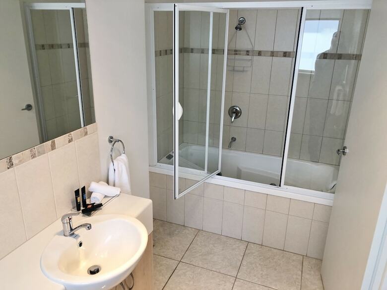 Hotel Eastcoast Central Watersedge Resort