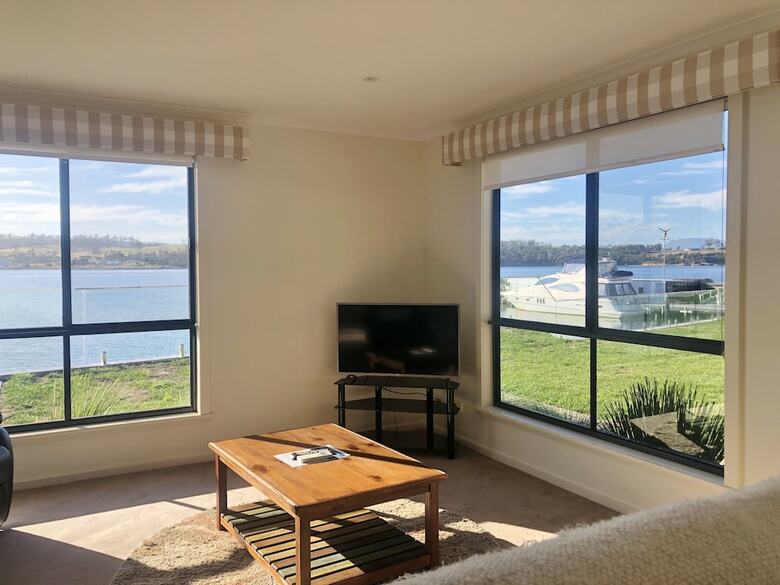 Hotel Eastcoast Central Watersedge Resort