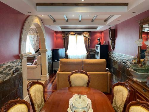 Apartamentos La Arena