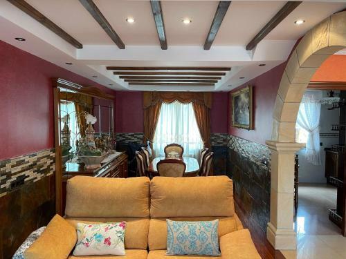 Apartamentos La Arena