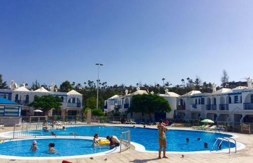 Playmar Blue Bungalow
