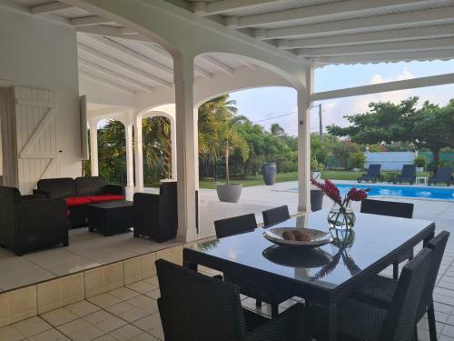 Villa Standing Bella Lawrencia