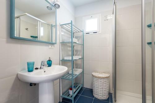 3br Bungalow - Private Solarium - Sea Views
