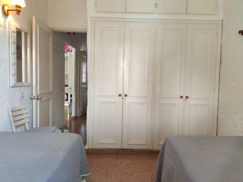 Lovely 2 Bedroom Bungalow With Parking