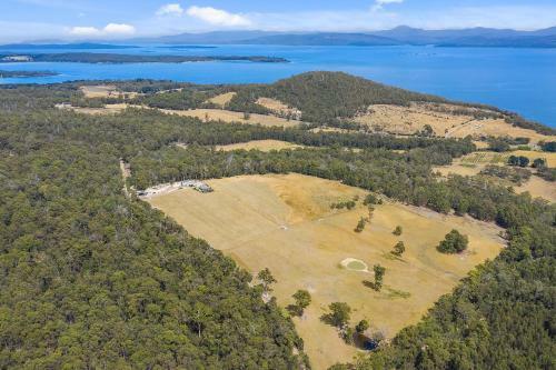 Manfield Country Bruny Island