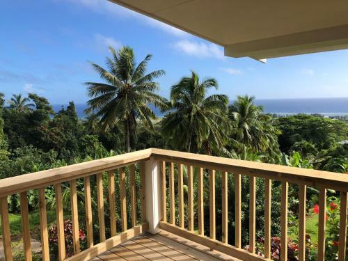 Pacific Views, Tranquil Location, Large Home, Navy House 2