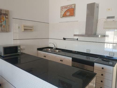 Splendid Bungalow, 300 Meters From The Beach