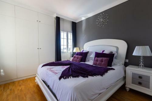 Sea Edge Friendly Villa