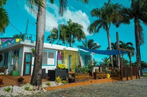 Casa Coral Beachfront Farmstay