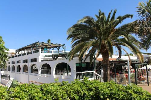 Marlenghi Apartments B 14