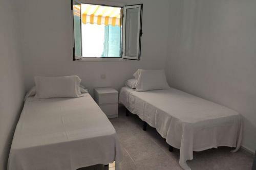 1 Bedroom Bungalow Next Yumbo Center. Free Parking