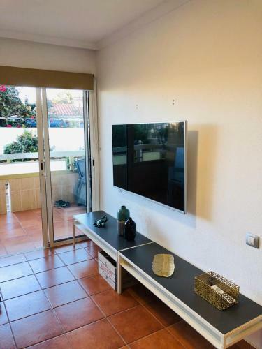 Apartamento 5 Min Walk From Yumbo! 128