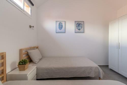 Los Melocotones Maspalomas Private Access Garden Pool
