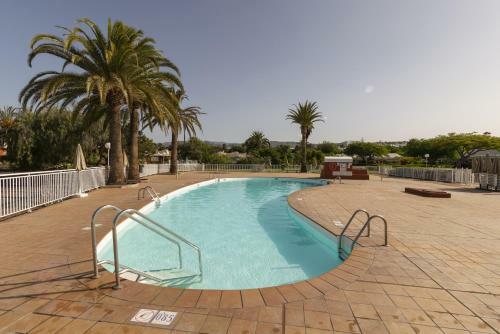 Los Melocotones Maspalomas Private Access Garden Pool