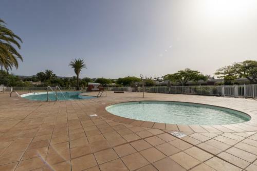 Los Melocotones Maspalomas Private Access Garden Pool