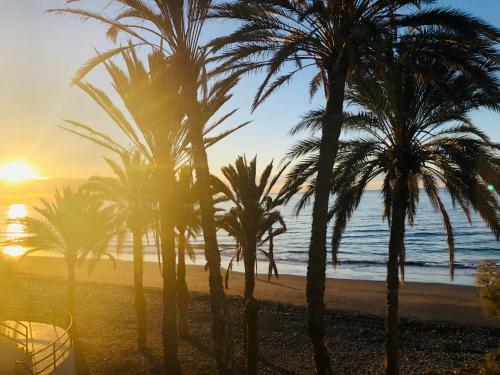 Apartamento Pharus: Retro Beach Home