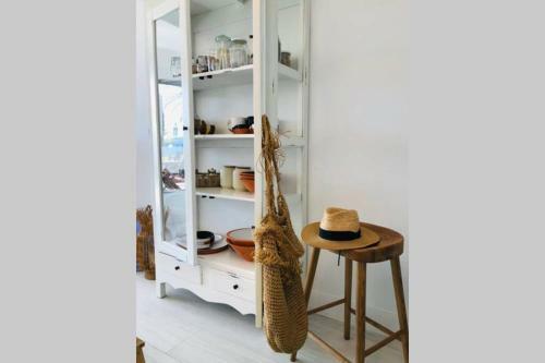 Apartamento Pharus: Retro Beach Home