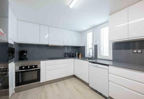 Refurbished Seafront Apartment