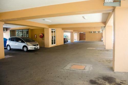 Two Bedroom Apartment @ New Kingston