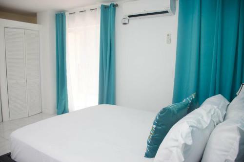 Two Bedroom Apartment @ New Kingston
