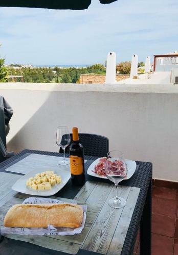 Modern 2 Bedroom Duplex- Golf, Mountains,sea, Pool