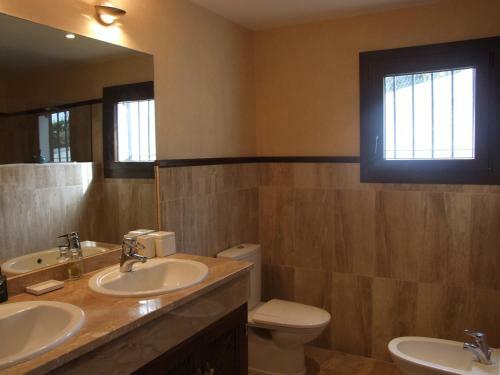 2 Bedroom Apartments On Private Gated Development