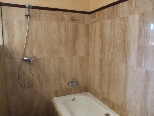 2 Bedroom Apartments On Private Gated Development