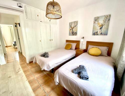 Cozy Apartment - Sea Views - Near To Beach