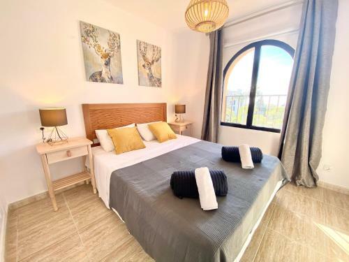 Cozy Apartment - Sea Views - Near To Beach